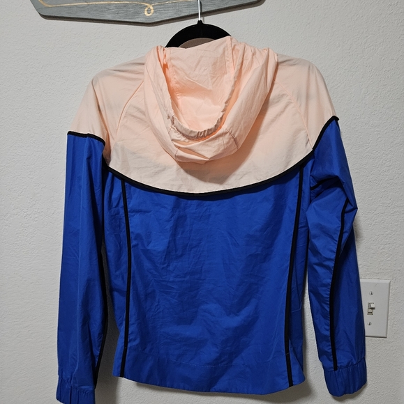 Nike windbreaker - Picture 8 of 11